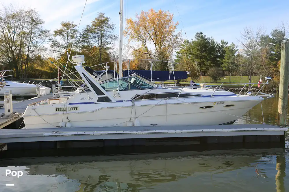 Sea Ray 300 Sundancer Boat for sale in Haverstraw, NY for 12,000