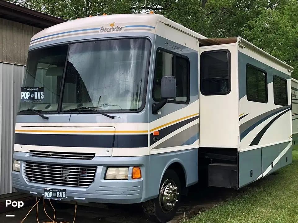 Sold Bounder 36Z RV in Thornville, OH 208691 Pop Sells