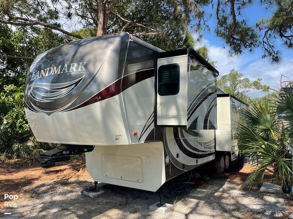 Sold Landmark Key Largo Series RV in Englewood, FL 283504 Pop Sells