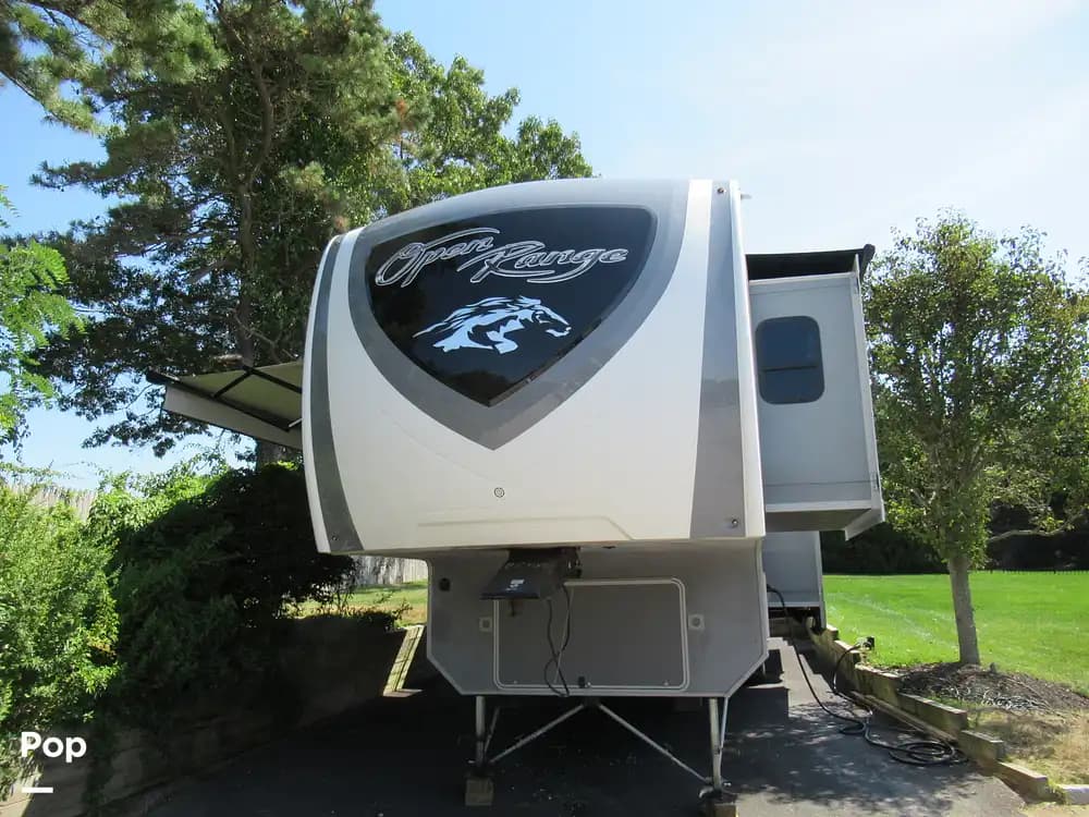 Inactive Open Range 371MBH RV in East Moriches, NY 297660 Pop Sells