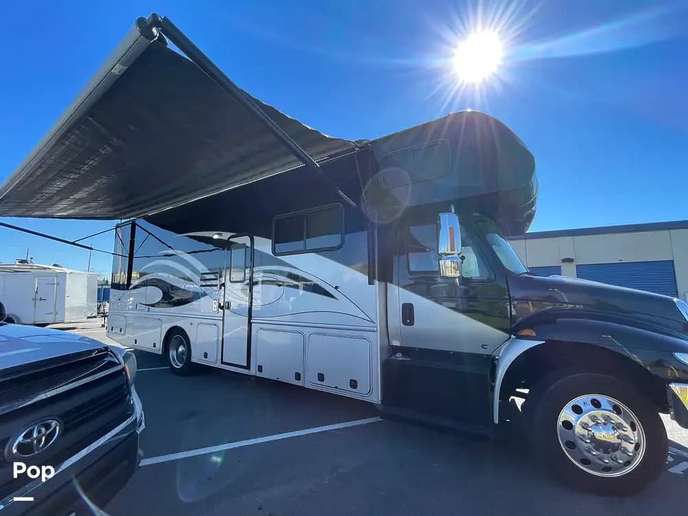 Inactive Wraith 34W RV in Crystal River, FL 316260 Pop Sells