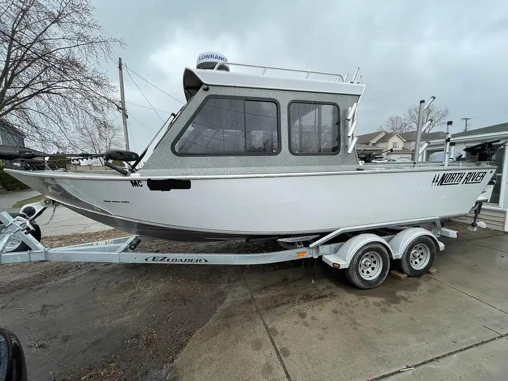 Sold: North River Seahawk Fastback 23 Boat in St Clair Shores, MI, 332804