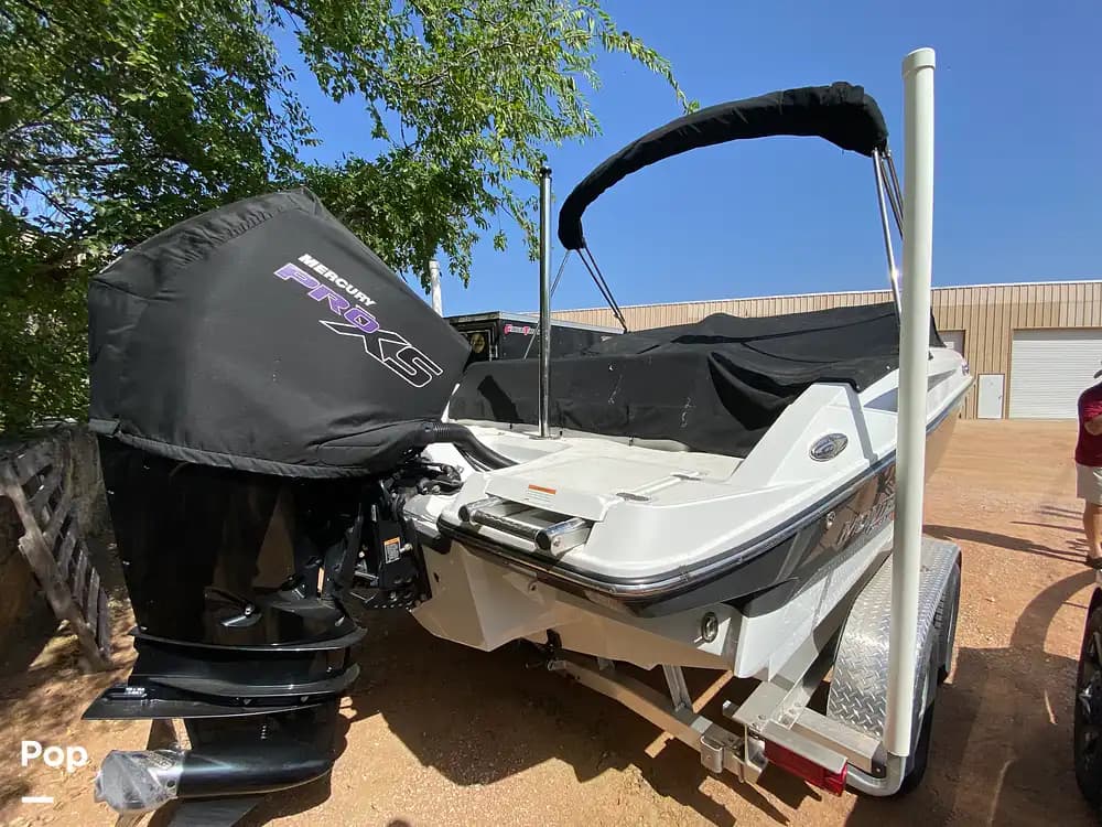 Monterey M205 Boat for sale in Kingsland, TX for 42,995 353107 Pop