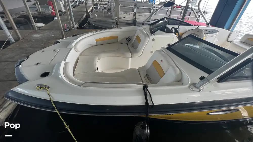 Chaparral SUNESTA 244 XTREME Boat for sale in Montgomery, TX for
