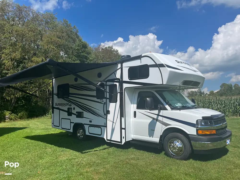 Sunseeker 2350LE RV for sale in Conewango Valley, NY for 94,500
