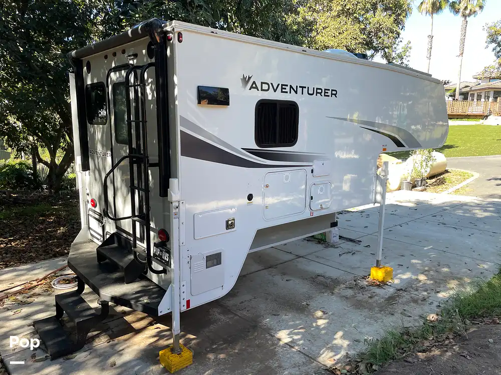 Adventurer LP 910DB RV for sale in Ramona, CA for 40,000 377323