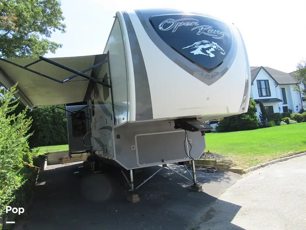 Inactive Open Range 371MBH RV in East Moriches, NY 297660 Pop Sells