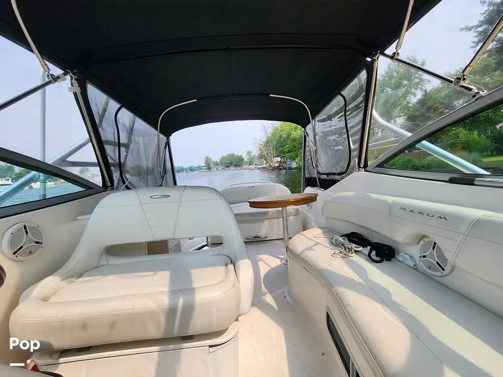 Sold Maxum 2600 SE Boat in Brewerton, NY 338812 Pop Sells