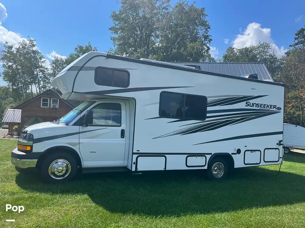 Sunseeker 2350LE RV for sale in Conewango Valley, NY for 94,500